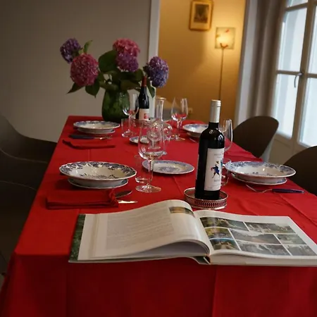 Walls Center * 루카