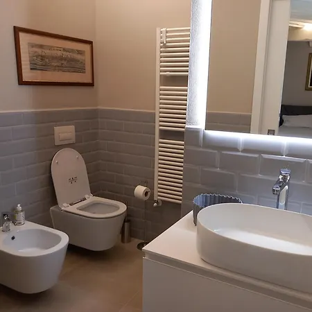 아파트 Walls Center 루카